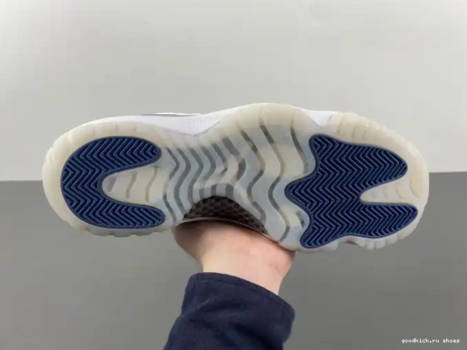 Jordan FV5104-104 Retro Midnight 11 Low (2024) Navy 0615